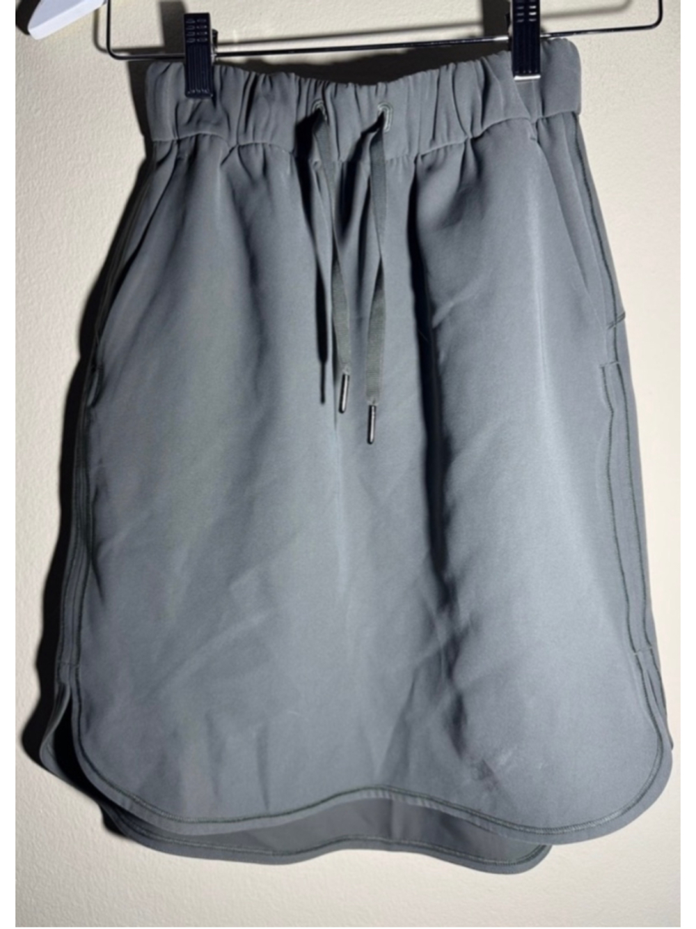 Lululemon Mini Skirt Size 2 Grey